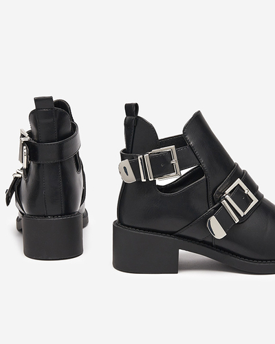 Black women's low boots with a cut Wirocci - Footwear