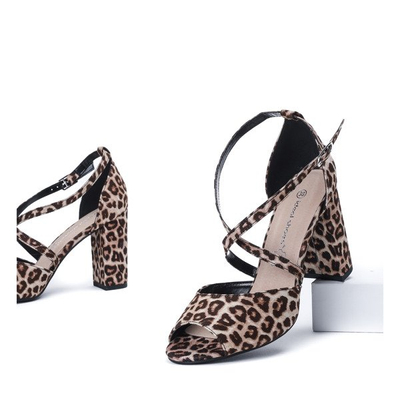 Sandals on a post with a leopard print Erynela - Footwear