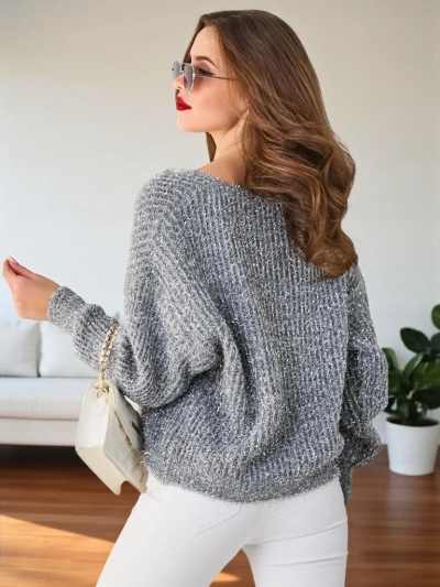 Royalfashion Sieviešu džemperis ar spīdīgu diegu