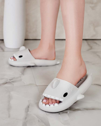 Royalfashion Women's rubber shark flip-flops