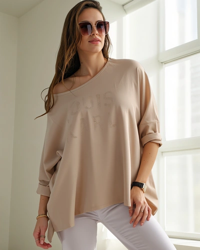 Блузка Royalfashion из вискозы для женщин с круглым вырезом и надписью из страз