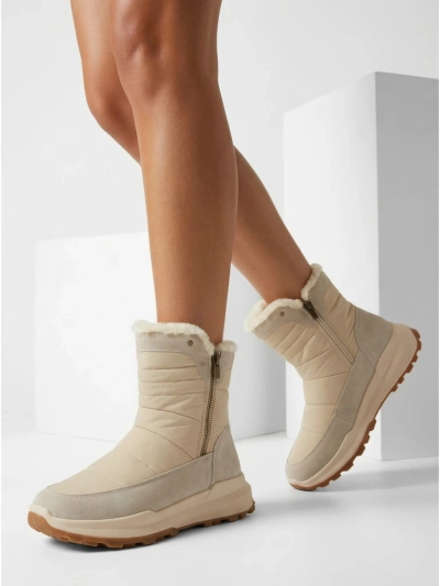 Women's snow boots a'la Liverr