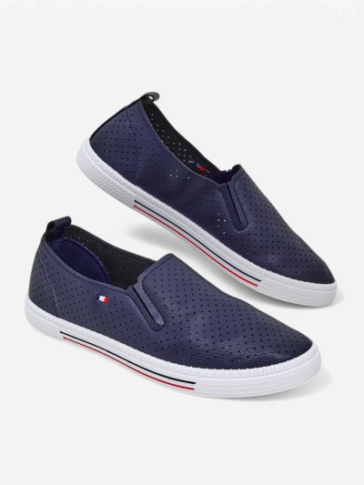 Royalfashion Dāmu perforētās slip-on kurpes Vielles