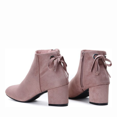 Botki z kokardką w kolorze brudnego różu na słupku Leila - Obuwie