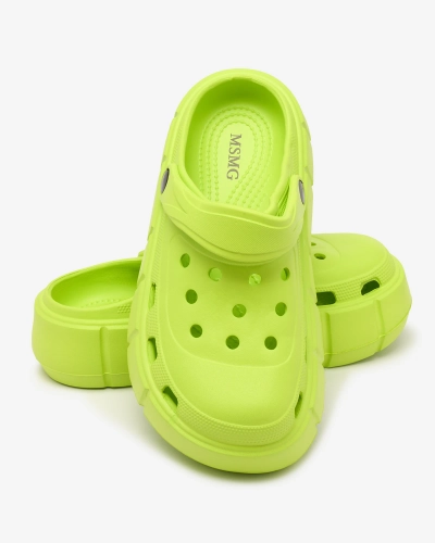 Royalfashion Неоново-зеленые женские шлепанцы с ажурной отделкой Mightty