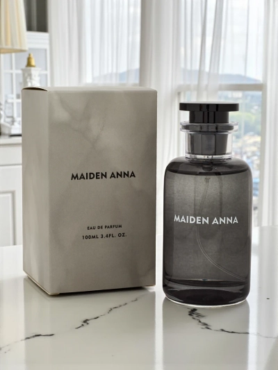 Maiden Anna - Charming Perfume With Agar Accords