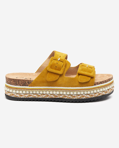 Women's mustard slippers on a thick Carisno sole - Footwear