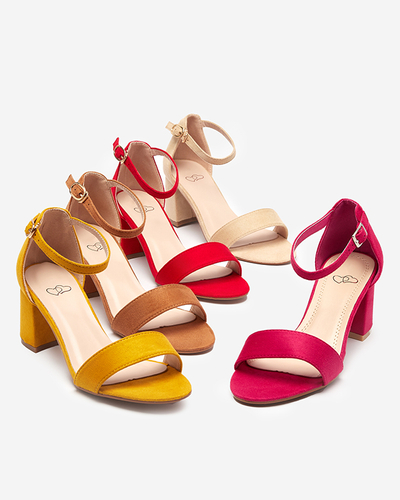 Yellow women's sandals on a post Lerin - Footwear
