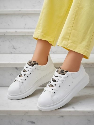 Lalla Bianca: Elegant Platforma Sneakers