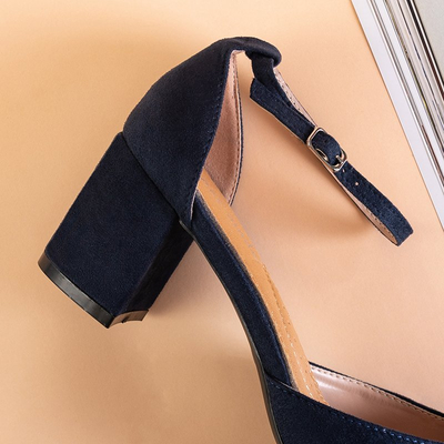 Rumil tumši zilas sieviešu sandales uz staba - Apavi