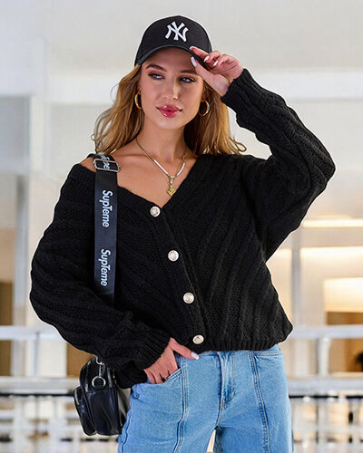 Royalfashion Women's knitted sweater with buttons