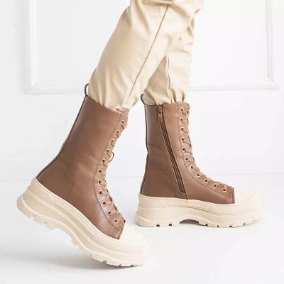OUTLET Light brown women's high boots with flat heel Magara - Footwear