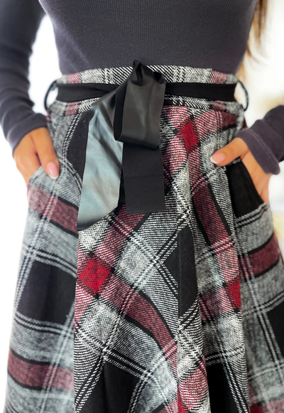 Royalfashion Women's gray and red long plaid skirt