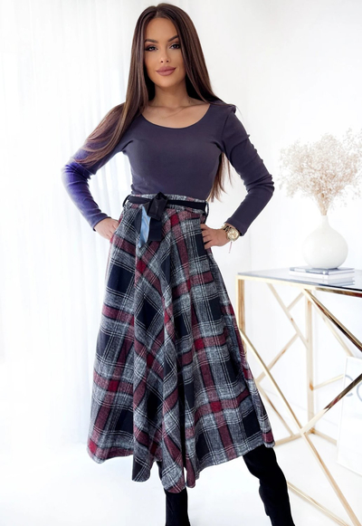 Royalfashion Women's gray and red long plaid skirt