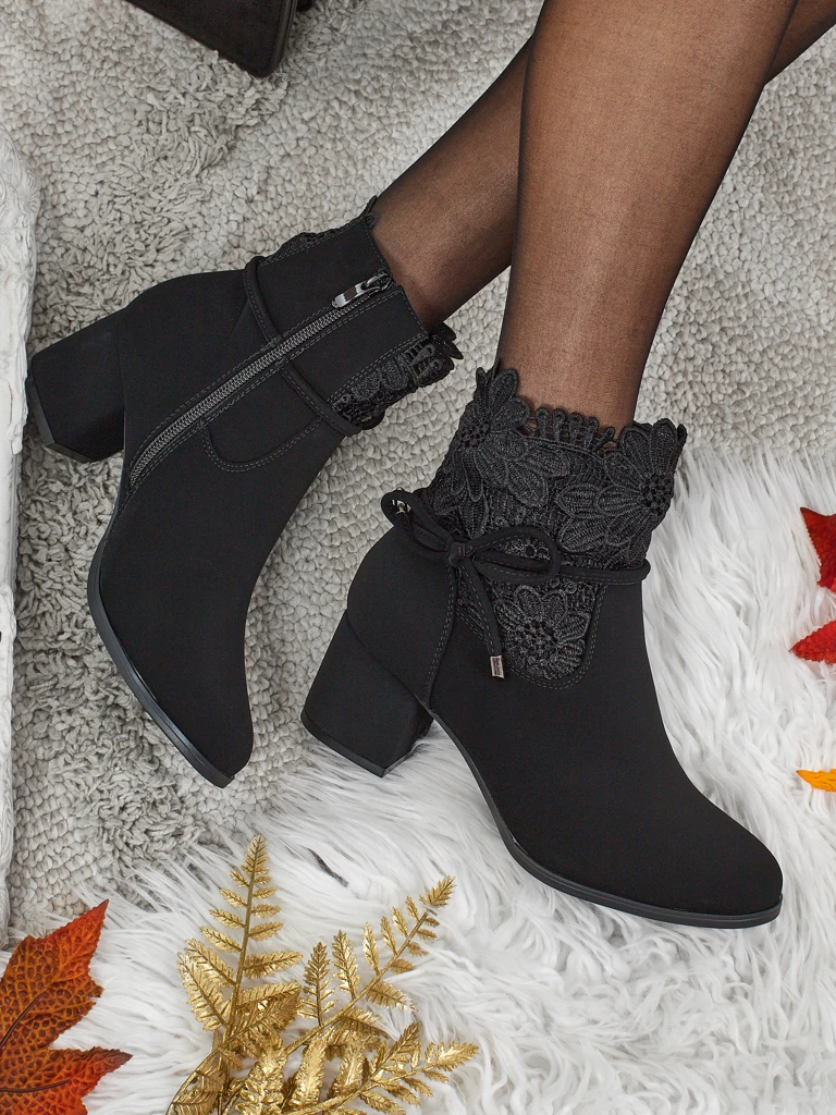 Diana Black Elegant Autumn Ankle Boots