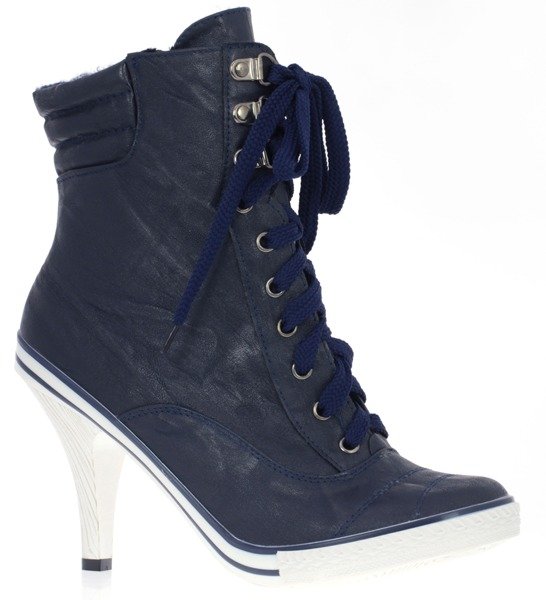 Dark navy blue women's sneakers on a Szpiue pin - Footwear