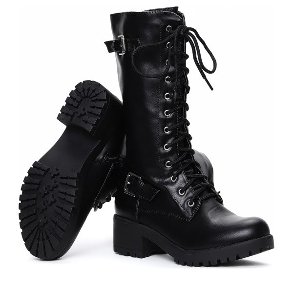 Czarne kozaki stylizowane glanami - Obuwie