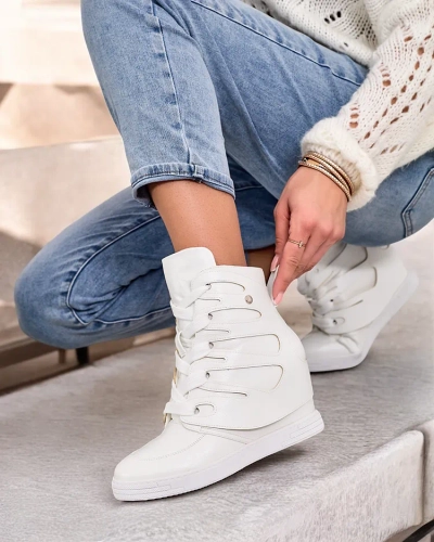 Royalfashion Women's sporty boots on a Pamstinsa heel