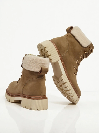 Botë traper për femra me gëzof Tessara