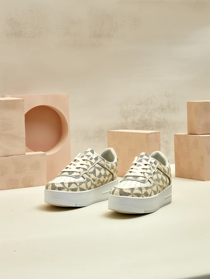 Royalfashion sieviešu sporta apavi ar Ozofio drukā