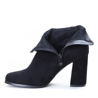 Black boots with a bow on the high post Lucia - Footwear