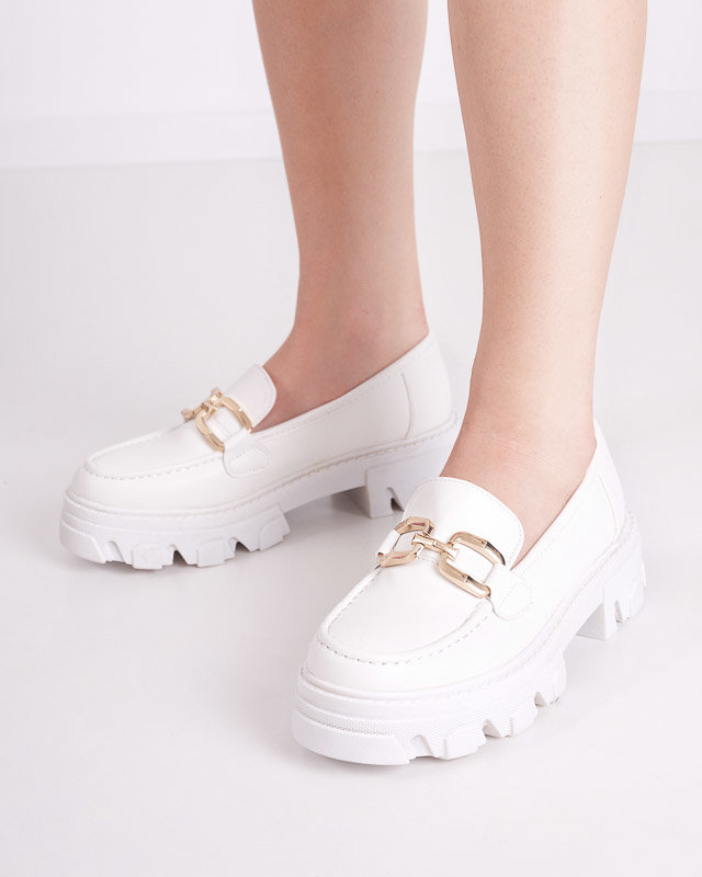 OUTLET Women's white shoes with a golden decoration Meritso - Footwear