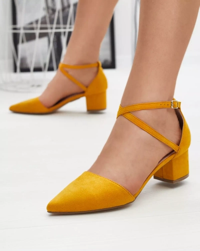 Women's mustard sandals on a post Crisco - Footwear