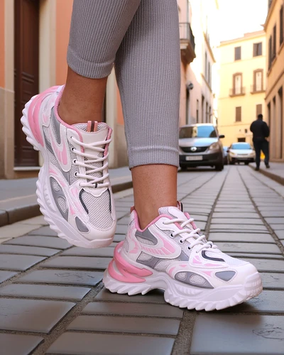 Royalfashion Sieviešu patentētie sporta apavi Leysi