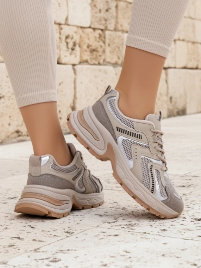 Aurelia Luna women's Royalfashion sneakers laced ecru