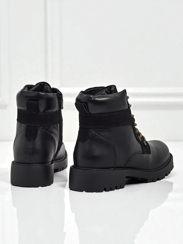 Women's Maestroe Trapper Boots