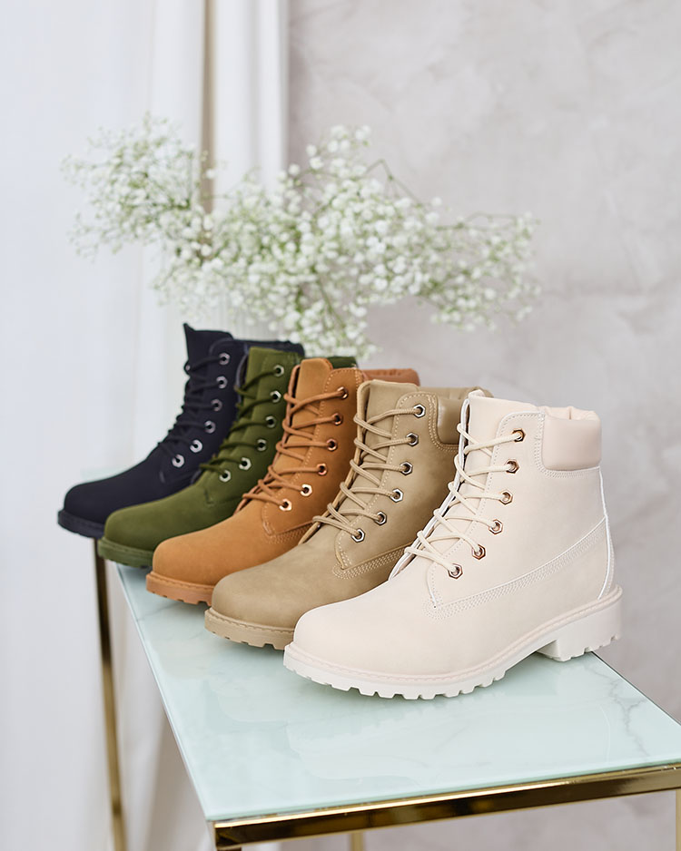 Royalfashion Черные женские трепперы Karveliea