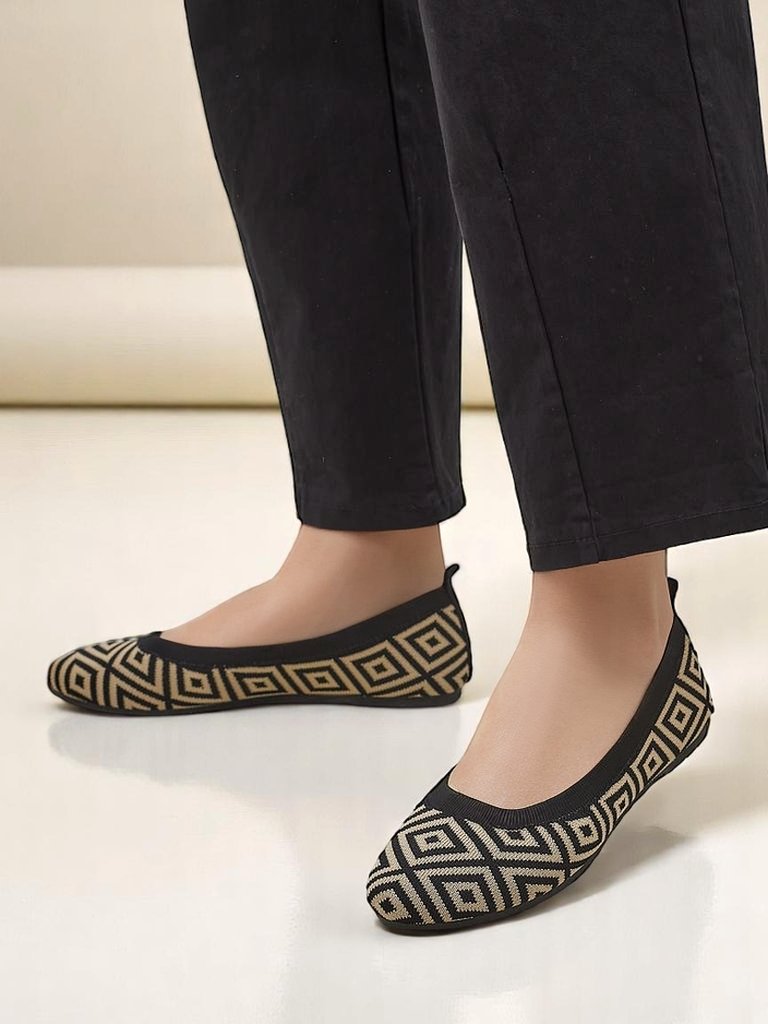 Royalfashion Fabric women’s ballet flats with a geometric print Metric