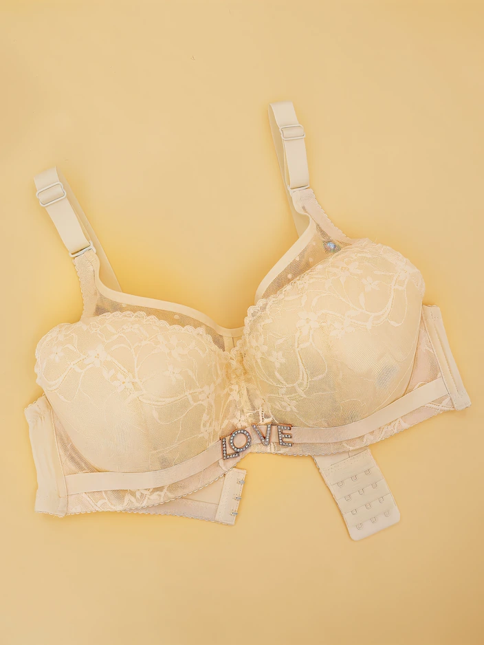 Royalfashion Women's padded bra with lace