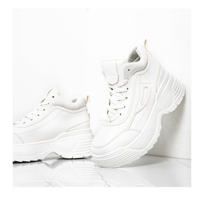 Białe buty sportowe na grubej podeszwie American - Obuwie