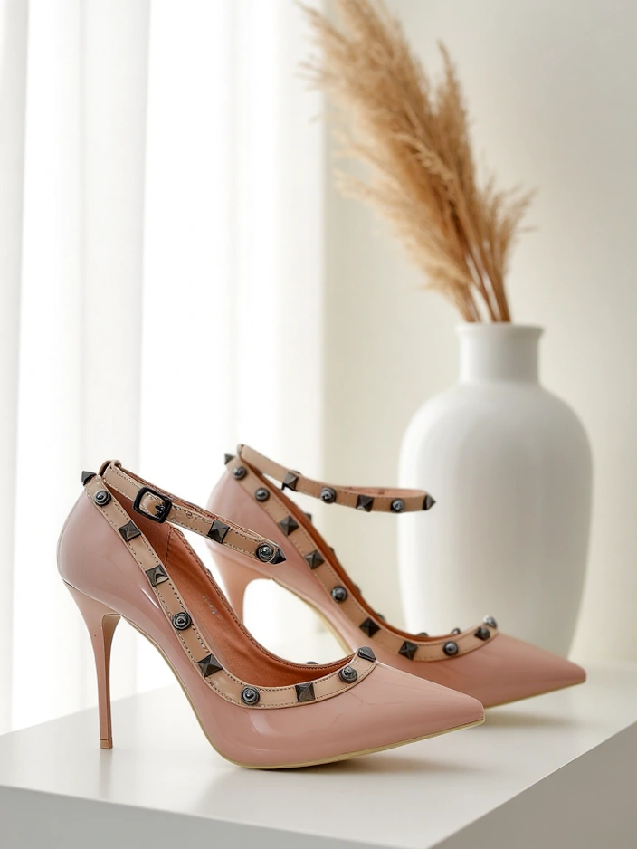 Женские лаковые шпильки Royalfashion с стразами Qoscalle