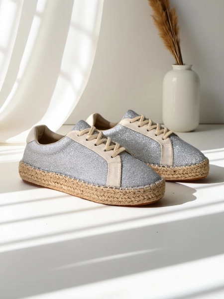 Royalfashion Women's sneakers with glitter Sercele