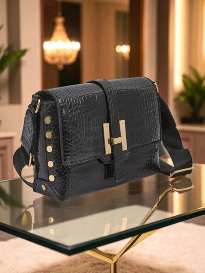Royalfashion Лакированная маленькая женская сумочка из экокожи Nexa Vale