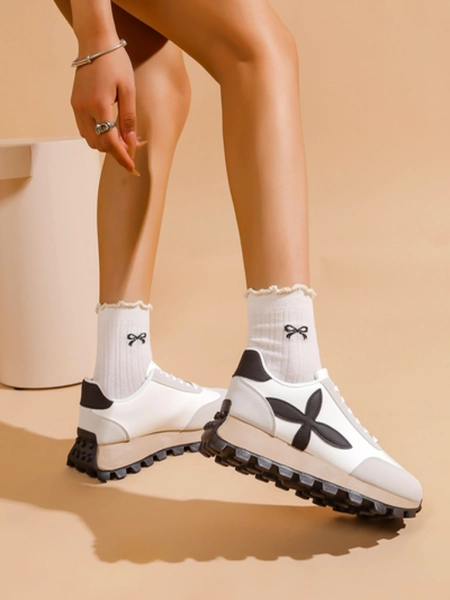 Royalfashion Women's sporty sneakers on a thicker sole Aloqa