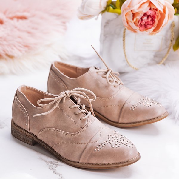 Pink shoes with flat heels and Nose rivets - Shoes 1