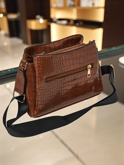 Лакированная маленькая женская сумка из экокожи Midnight Fern