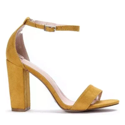 OUTLET Yellow sandals on the post Annie - Footwear