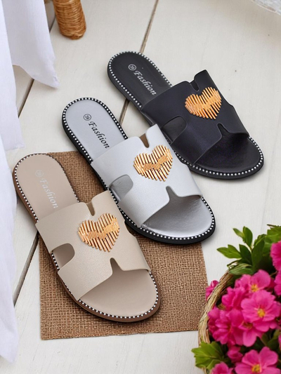 Royalfashion Damskie klapki na płaskiej podeszwie Heart Chic