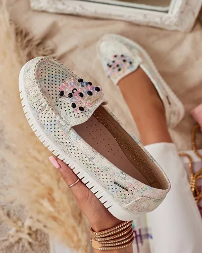 Royalfashion Women's beaded openwork moccasins Namis