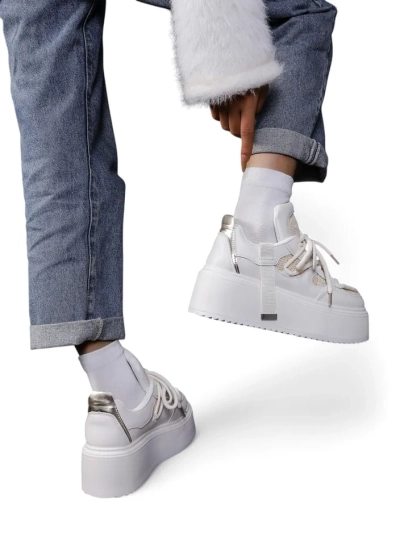 Royalfashion Women's sporty platform sneakers Aeroll