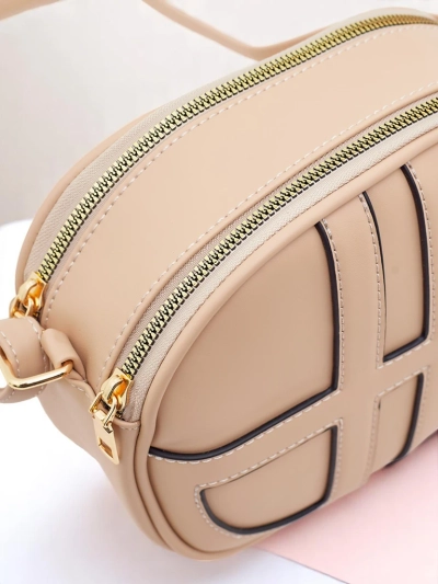 Royalfashion Small women's round handbag made of eco leather Riva Circle