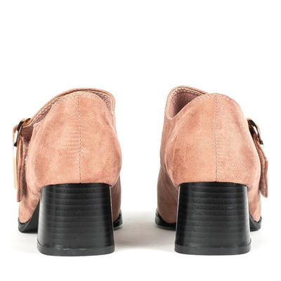 Pink shoes on the Vermont post - Footwear 1