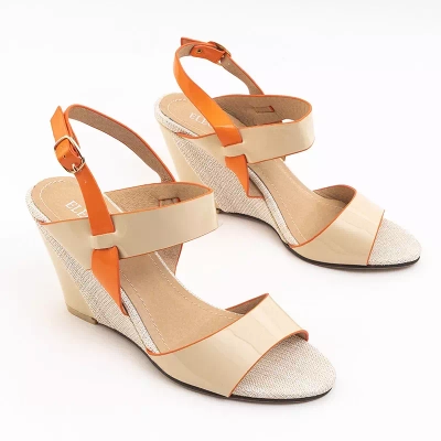 OUTLET Beige wedge sandals Botii - Shoes