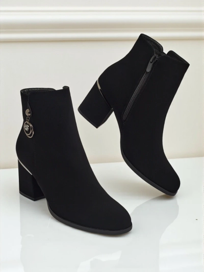 Ботильоны женские матовые на каблуке-столбике Vioi