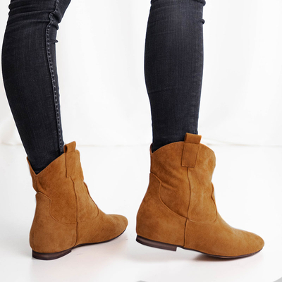 Women's slip-on boots a'la cowboy boots in camel Renola - Footwear