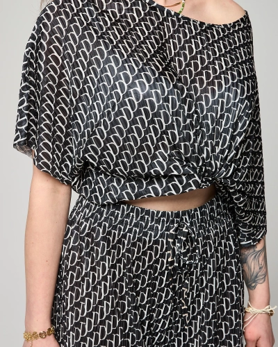 Black women's patterned pleated set - Clothing